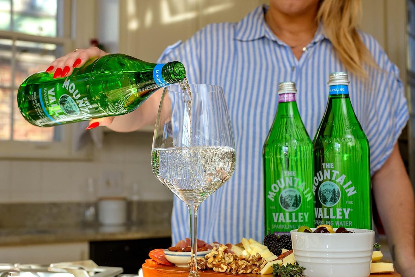 The Mountain Valley 1 Liter Sparkling Water in Glass bottle 1 Liter (Pack of 12)